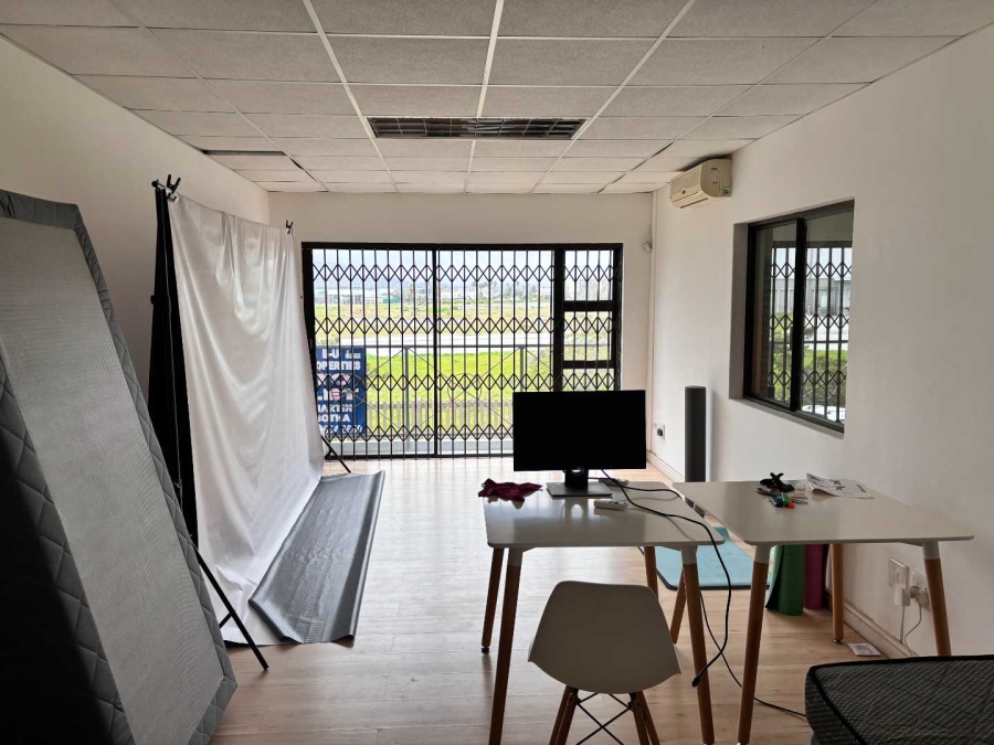 To Let commercial Property for Rent in Montague Gardens Western Cape